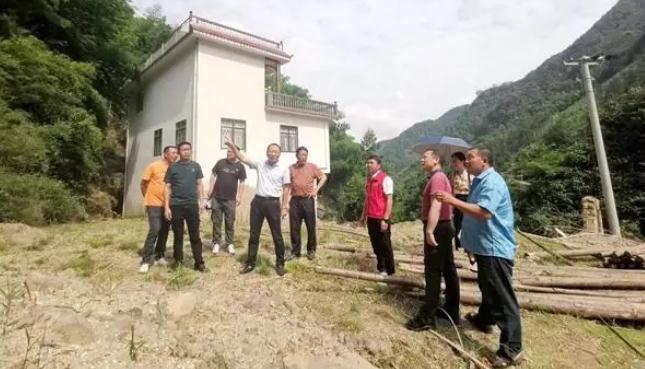灌陽(yáng)|專(zhuān)家為地質(zhì)災(zāi)害防治“把脈開(kāi)方”